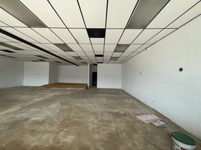 11001 N 99th Ave, Peoria, AZ to rent Interior Photo- Image 2 of 2