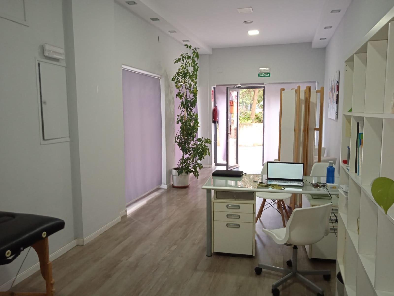 Retail in Cáceres for sale Building Photo- Image 1 of 6