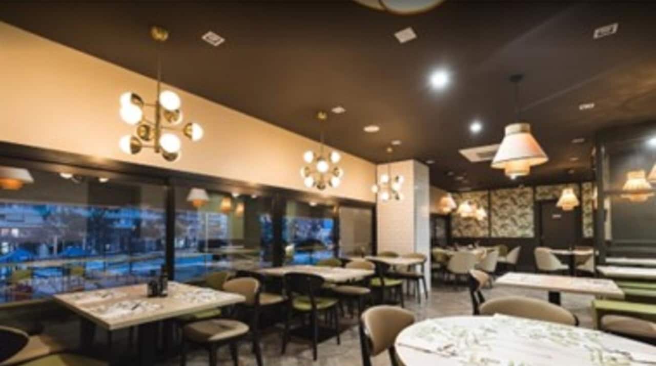 Retail in Badalona, Barcelona to rent Interior Photo- Image 1 of 6