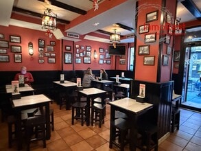 Retail in Valdemoro, Madrid to rent Interior Photo- Image 1 of 6