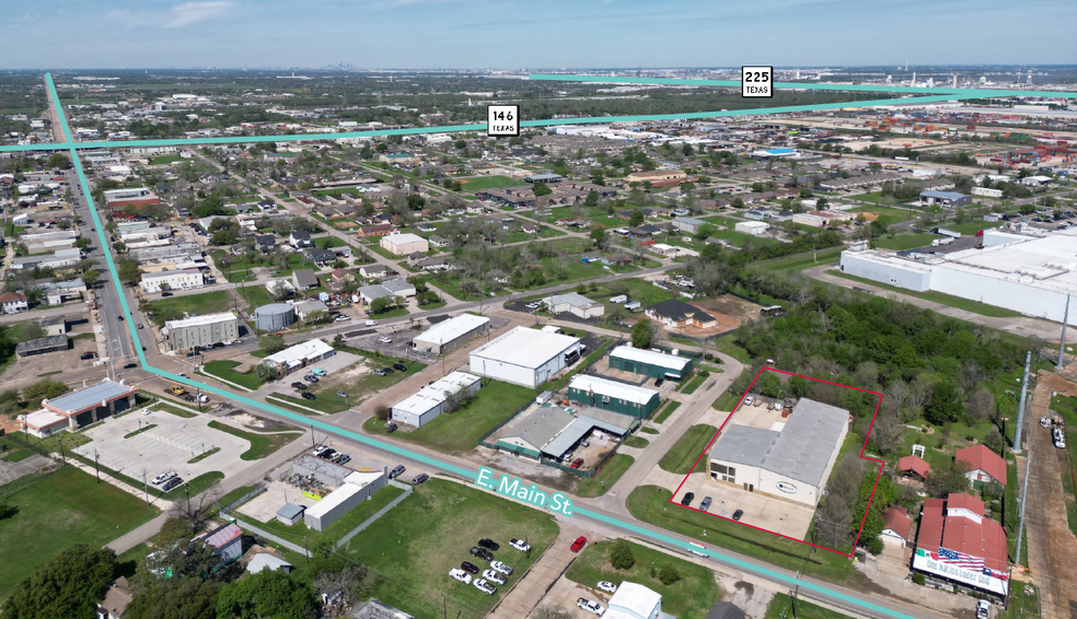 301 E Main St, La Porte, TX for rent - Aerial - Image 2 of 7