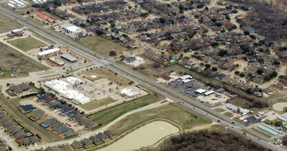 2701 SW Wilshire Blvd, Burleson, TX for rent Primary Photo- Image 1 of 3