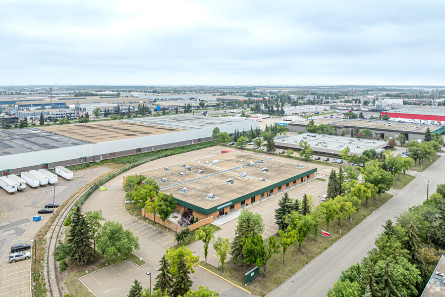 11510-11522 168th St NW, Edmonton, AB for rent - Aerial - Image 3 of 3