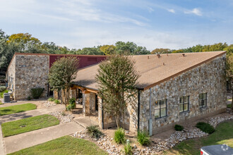 12501 Hymeadow Dr, Austin, TX for rent Building Photo- Image 1 of 15