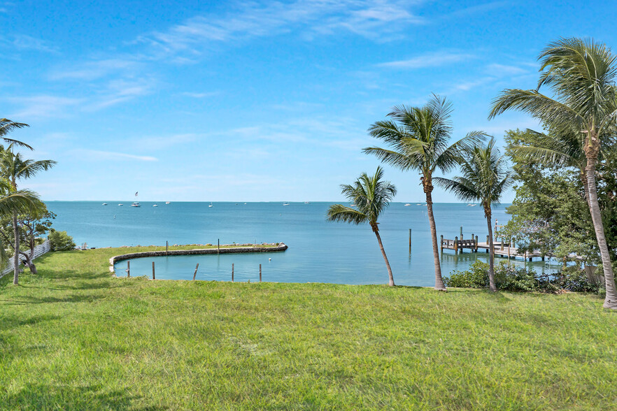 81910 Overseas Hwy, Islamorada, FL for sale - Building Photo - Image 2 of 27