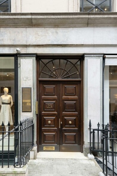 23-23A Bruton St, London to rent - Building Photo - Image 2 of 13