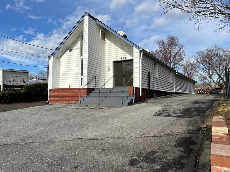 441 N Frederick Ave, Gaithersburg, MD for rent - Primary Photo - Image 1 of 9