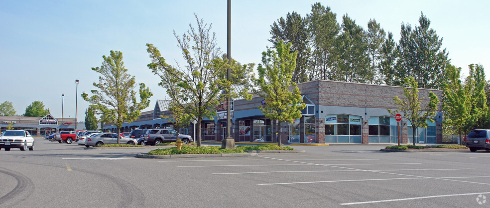 301 Strander Blvd, Tukwila, WA for rent - Building Photo - Image 2 of 7