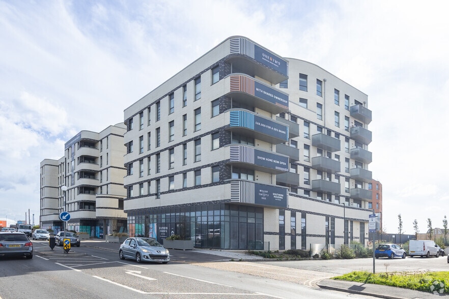 Brighton Road, Shoreham By Sea for sale - Building Photo - Image 2 of 2
