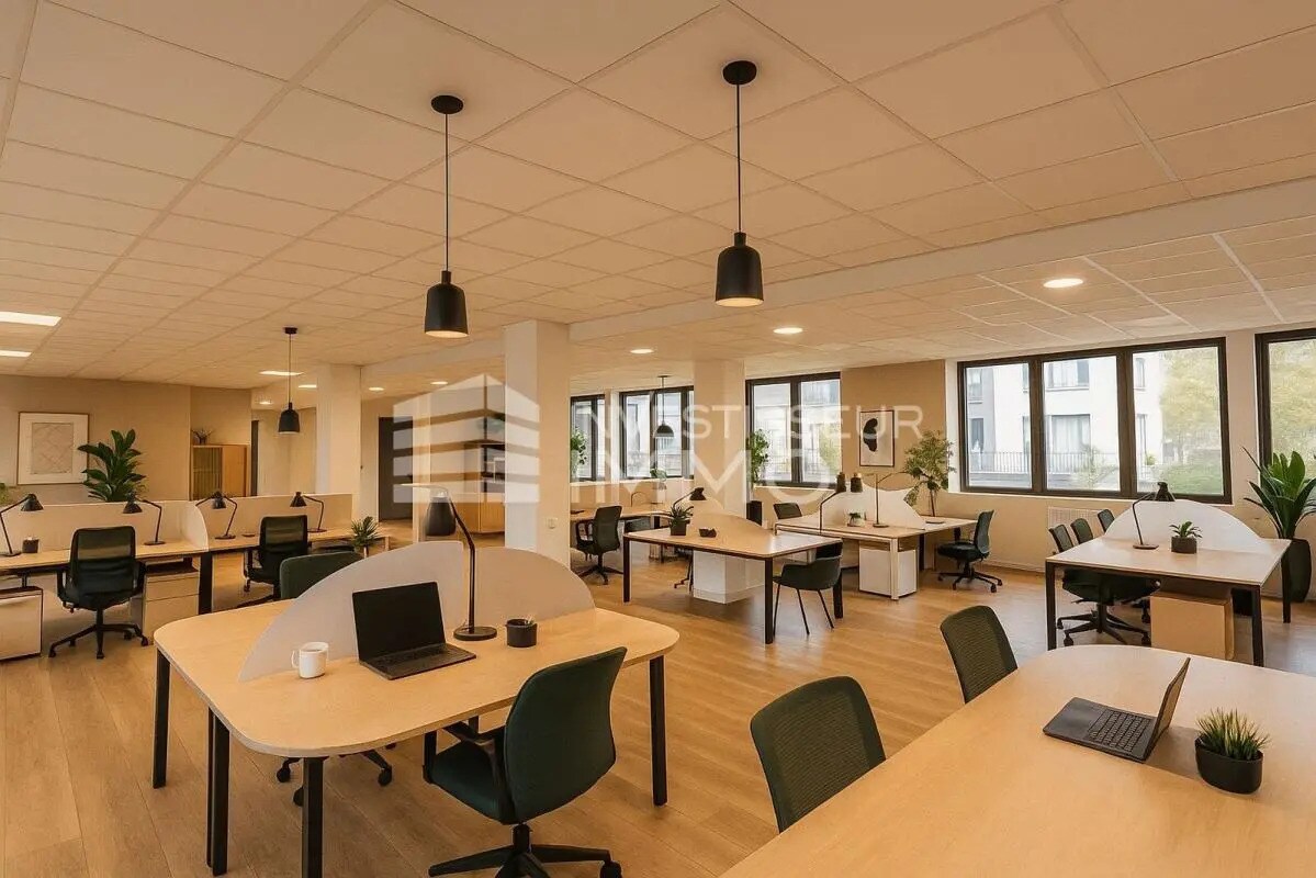 Office in Boissy-Saint-Léger to rent Building Photo- Image 1 of 15