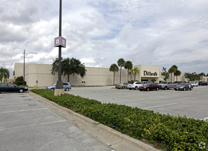 1700 W New Haven Ave, Melbourne, FL for rent - Building Photo - Image 2 of 7