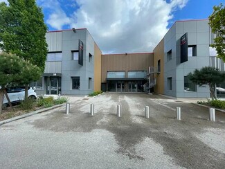 More details for Mixed-use to Rent