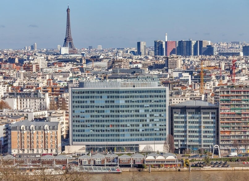 27 Quai Alphonse Le Gallo, Boulogne-Billancourt to rent - Building Photo - Image 1 of 24