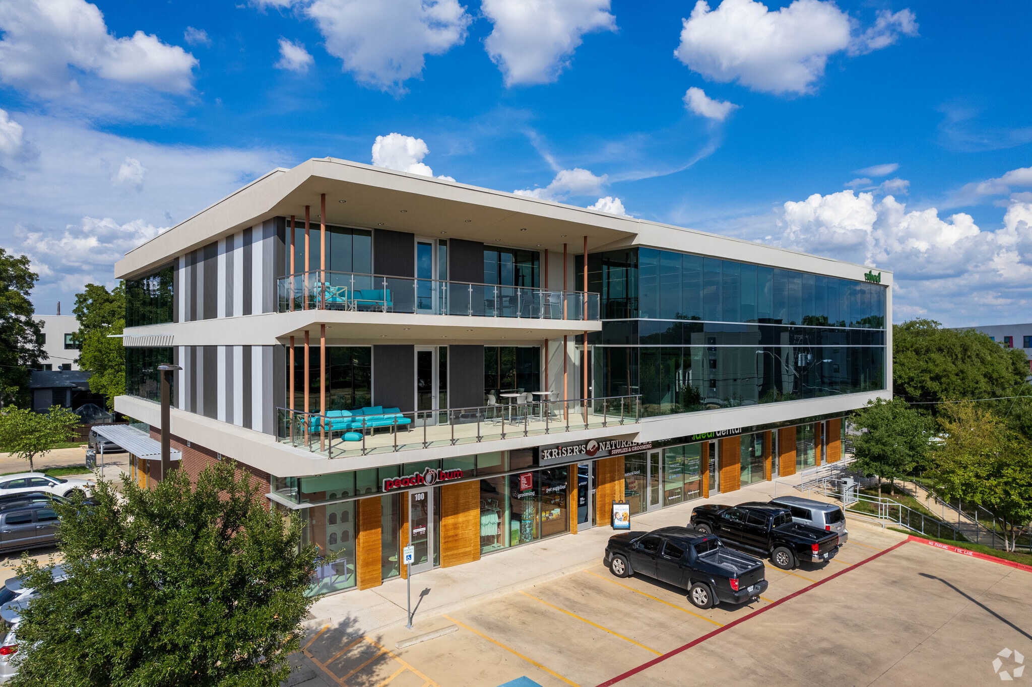 2330 S Lamar Blvd, Austin, TX to rent Building Photo- Image 1 of 6