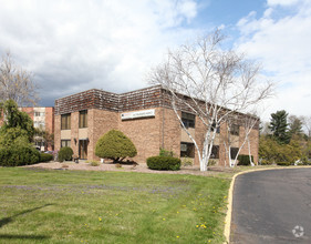 1850 Silas Deane Hwy, Rocky Hill, CT for sale Primary Photo- Image 1 of 6