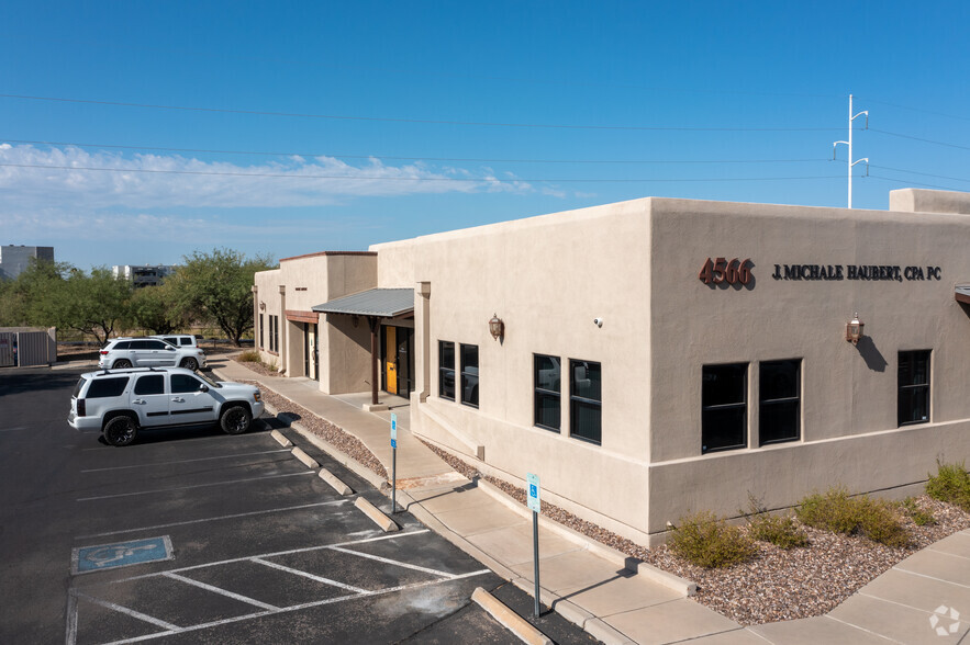 4566 N 1st Ave, Tucson, AZ for rent - Building Photo - Image 3 of 5