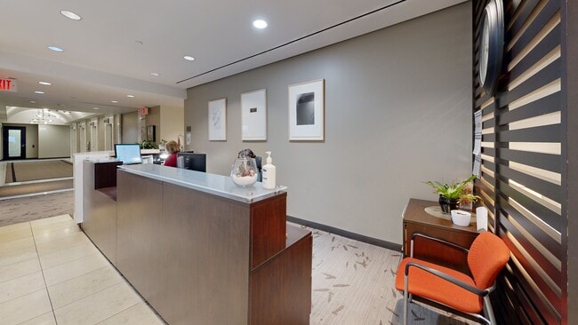 More details for 100 King St W, Toronto, ON - Co-working to Rent