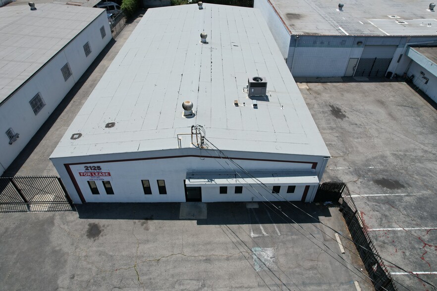 2125 N Seaman Ave, South El Monte, CA for rent - Building Photo - Image 2 of 6