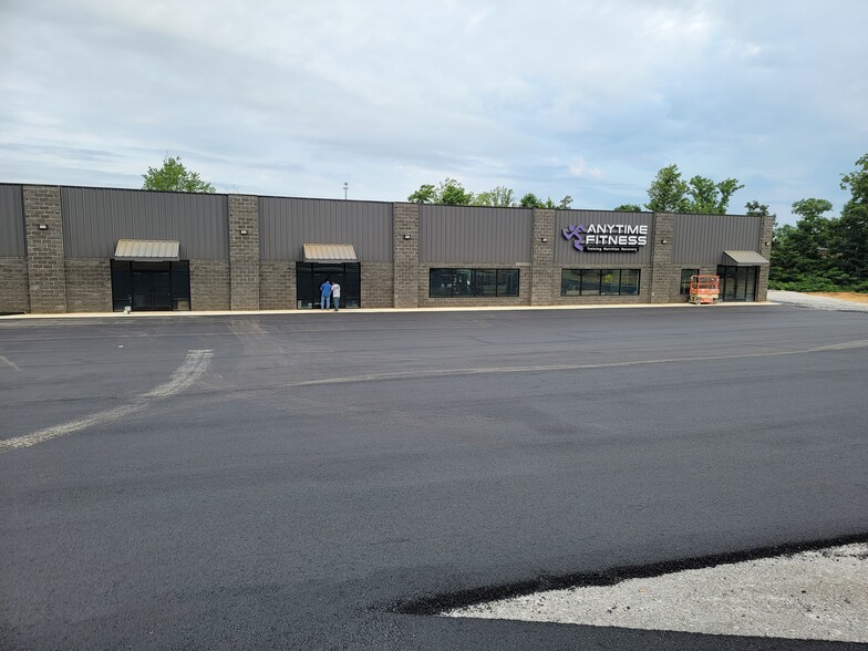 3614 Hwy 411, Madisonville, TN for sale - Building Photo - Image 1 of 1