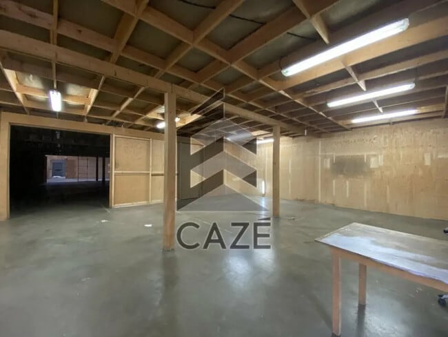 Location Local d'activités 840 m²