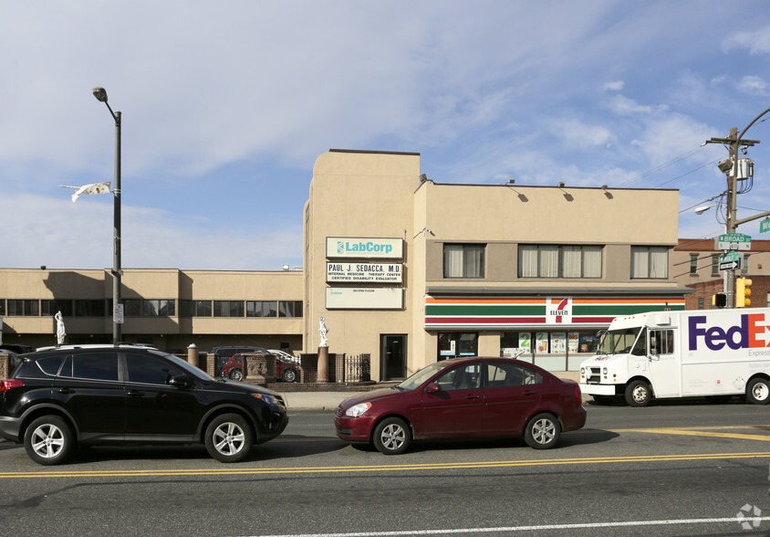 2300-2310 S Broad St, Philadelphia, PA for rent - Building Photo - Image 3 of 3