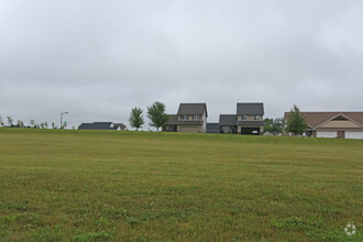 102 15th Ave SE, Lonsdale, MN for sale Primary Photo- Image 1 of 1