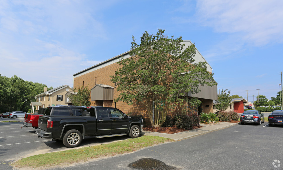 403 W Main St, Lexington, SC for rent - Building Photo - Image 1 of 4