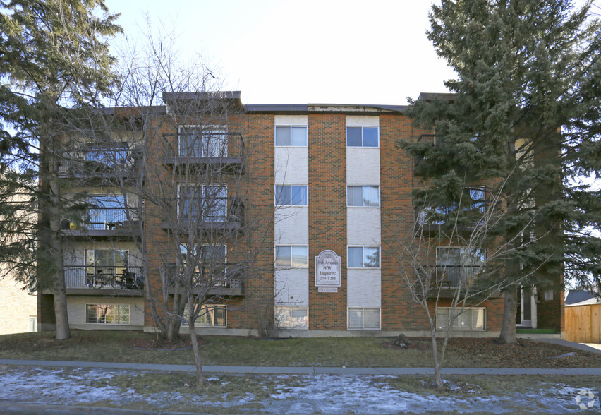 727 3rd Ave NW, Calgary, AB for sale - Building Photo - Image 3 of 23