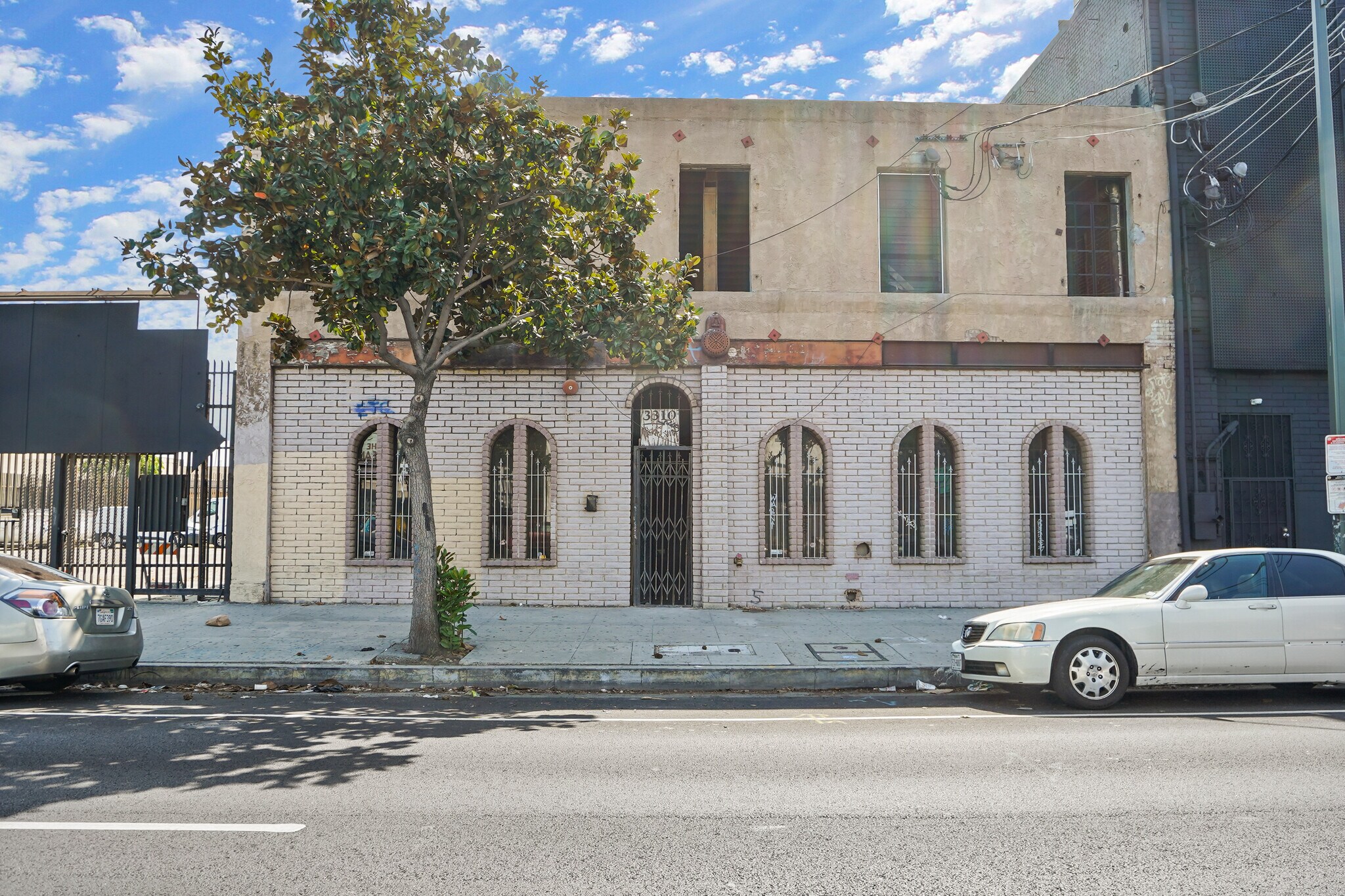 3310 S Main St, Los Angeles, CA to rent Building Photo- Image 1 of 25