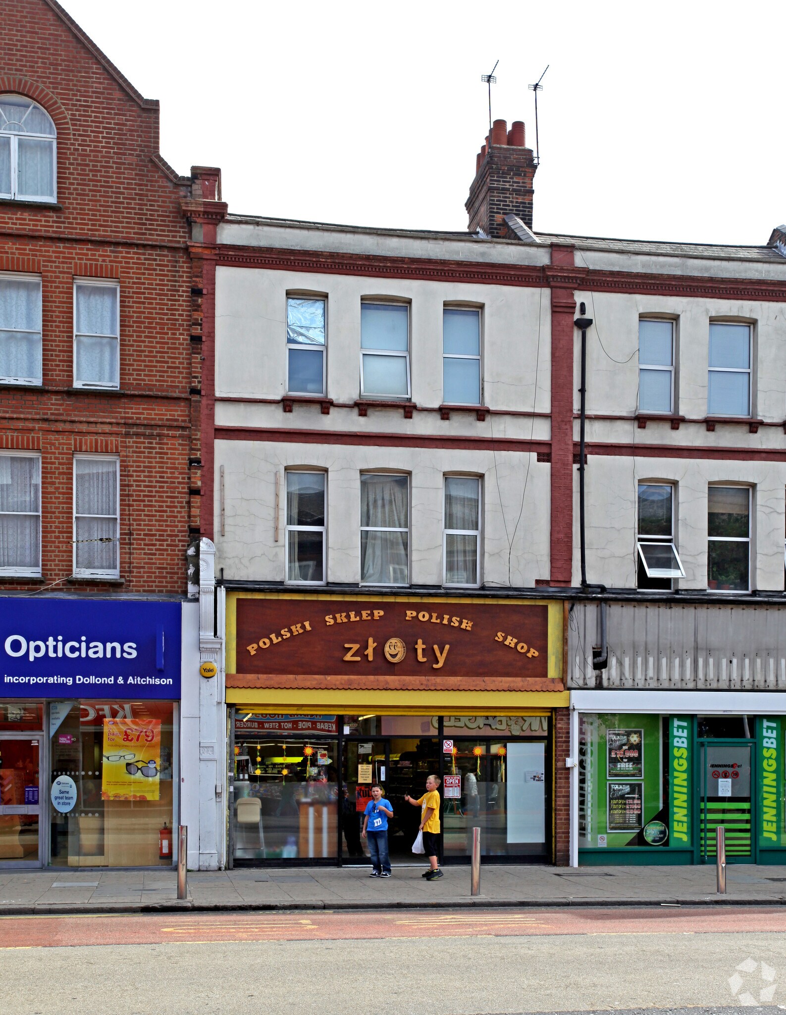 144-146 High Rd, London for sale Primary Photo- Image 1 of 1