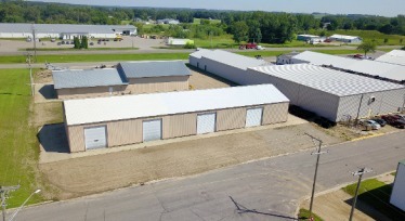 478 Meeker Ave E, Eden Valley, MN for sale - Interior Photo - Image 2 of 7