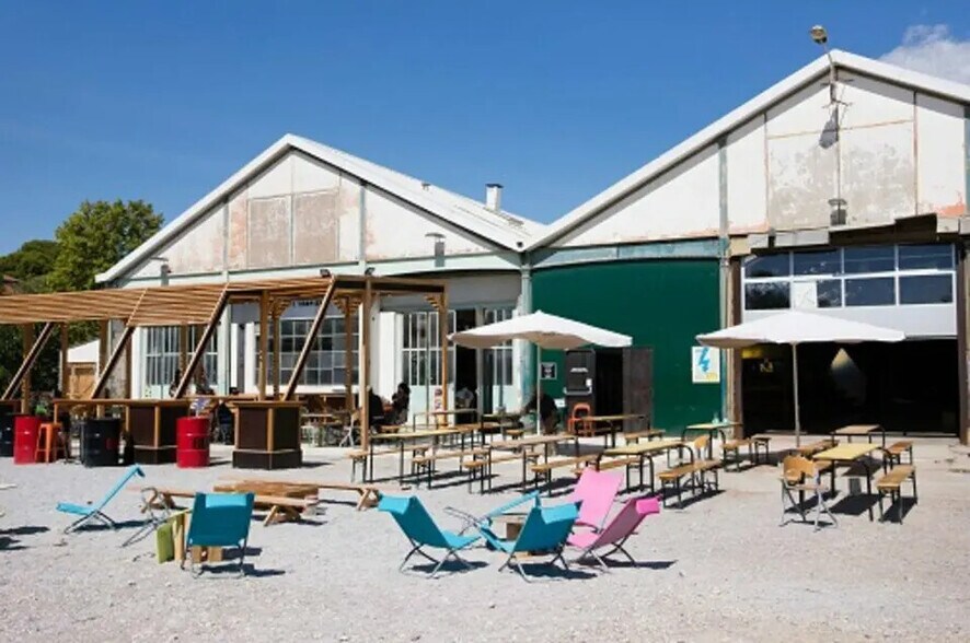 Office in Montpellier to rent - Building Photo - Image 1 of 3