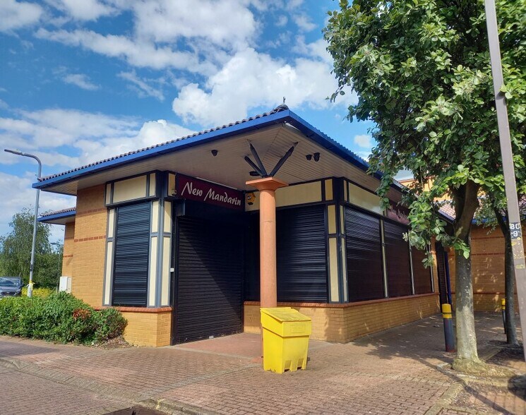 13 Benbow Ct, Shenley Church End to rent - Building Photo - Image 1 of 2