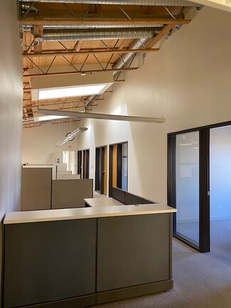 More details for 8725 NE Emerson St, Portland, OR - Office for Rent