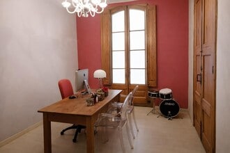 Office in Barcelona, Barcelona to rent Interior Photo- Image 2 of 13