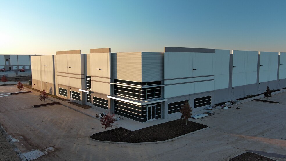 ICC-35, Denton, TX to rent - Building Photo - Image 2 of 8