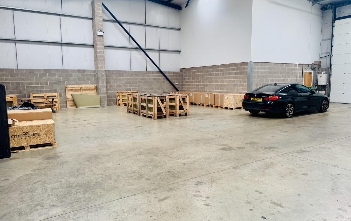 9a-9d Thrush Rd, Poole to rent Interior Photo- Image 1 of 5