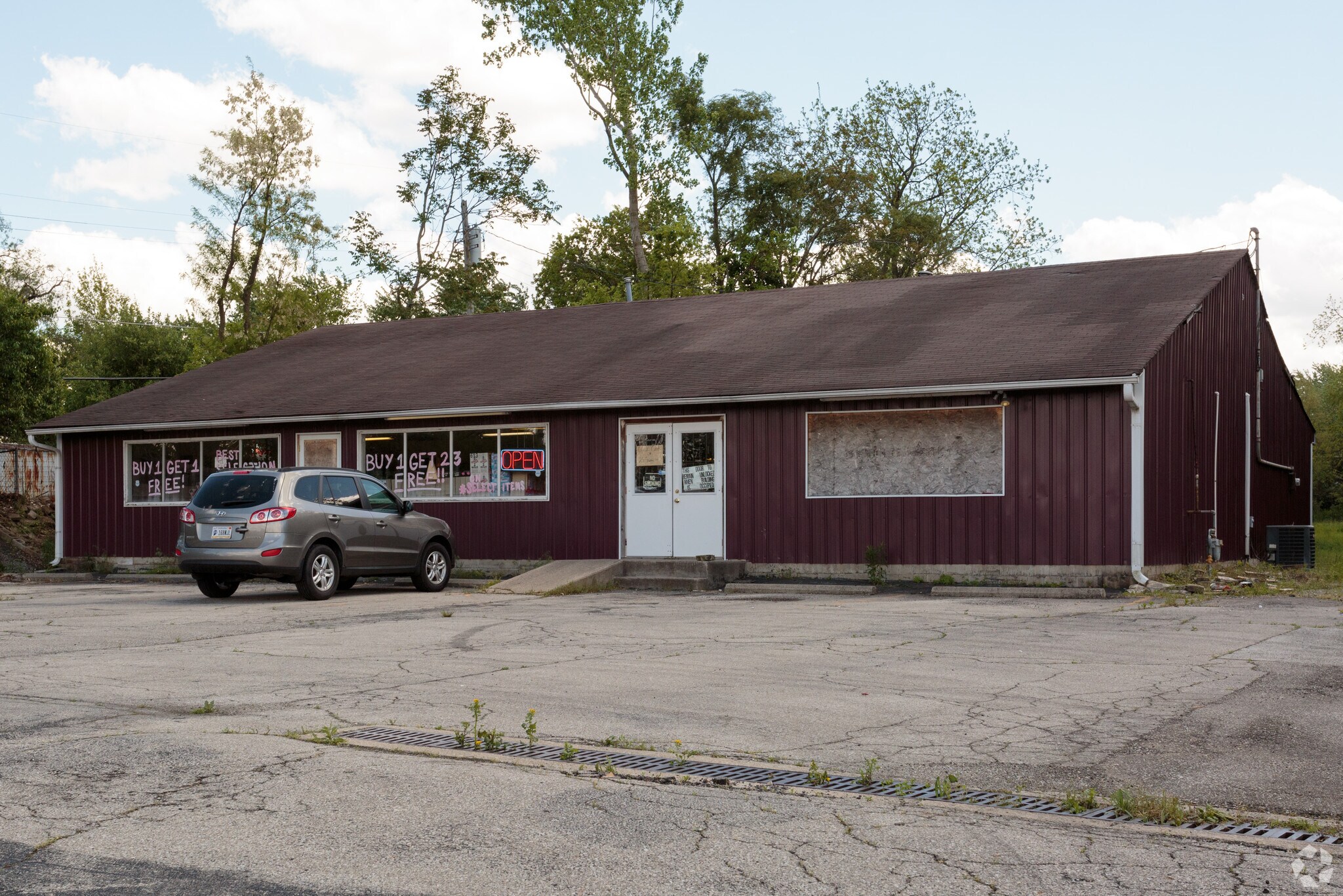 613 E State Road 44, Shelbyville, IN for sale Primary Photo- Image 1 of 1