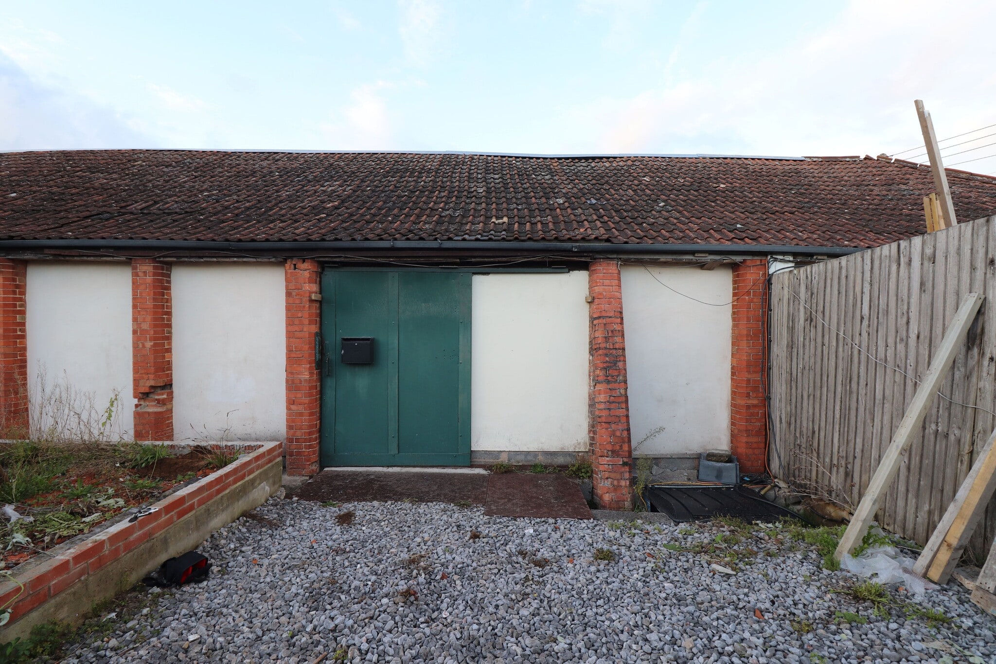 Plum Ln, Bridgwater to rent Building Photo- Image 1 of 3