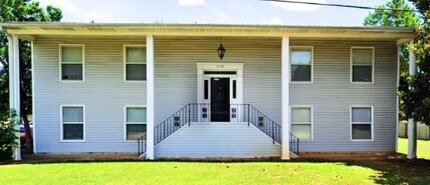 2141 Westmead Dr SW, Decatur, AL for sale Primary Photo- Image 1 of 5