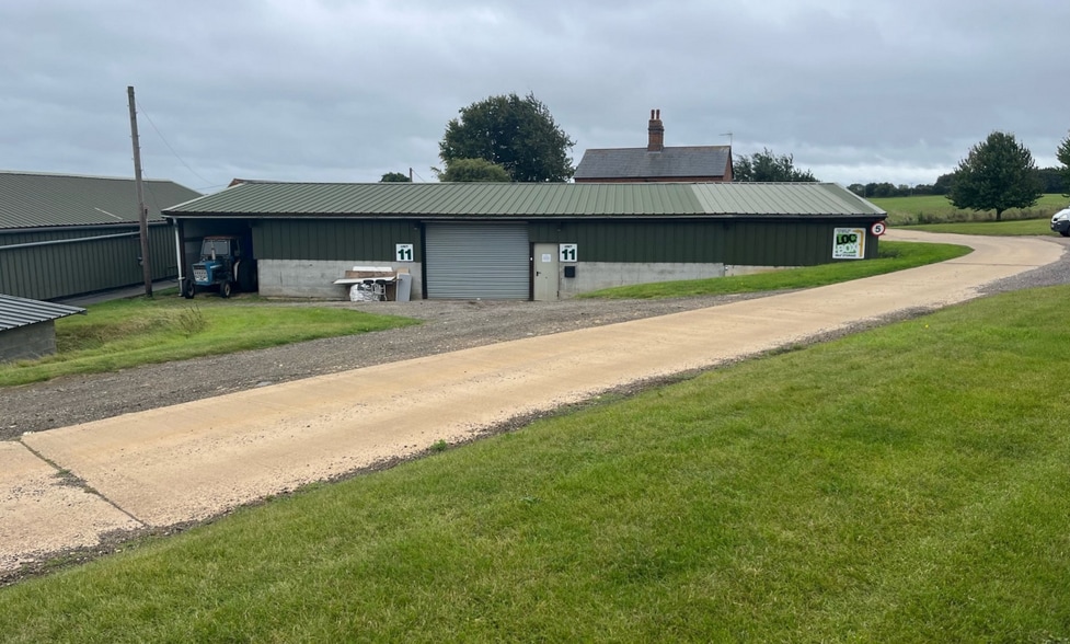 Grooms Ln, Northampton for sale - Primary Photo - Image 1 of 1