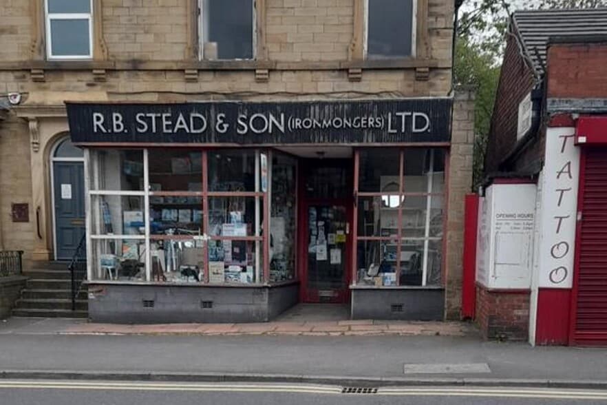 10 Market St, Heckmondwike for sale - Primary Photo - Image 1 of 5