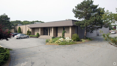 1725 Pontiac Ave, Cranston, RI for sale Building Photo- Image 1 of 1