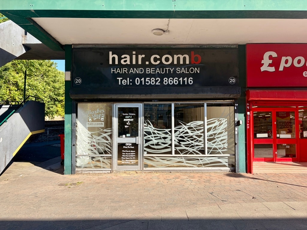 20 Bedford Sq, Dunstable to rent Building Photo- Image 1 of 3