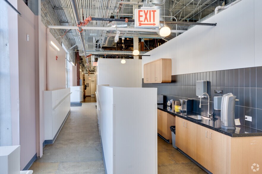 850 W Superior St, Chicago, IL to rent - Interior Photo - Image 3 of 15