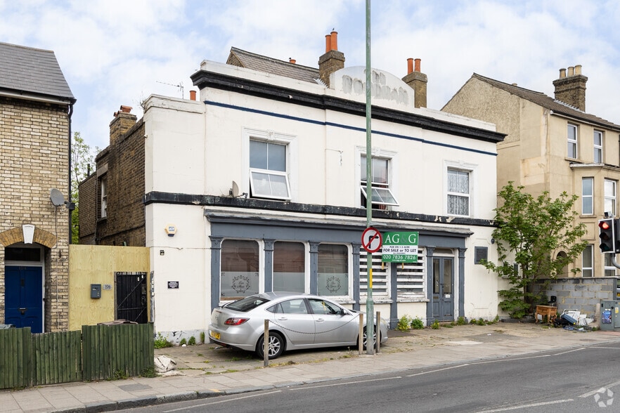 106 East Hl, Dartford for sale - Primary Photo - Image 1 of 2