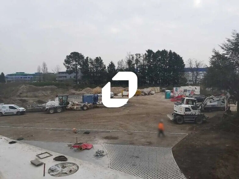 Office in Pessac to rent - Building Photo - Image 3 of 28