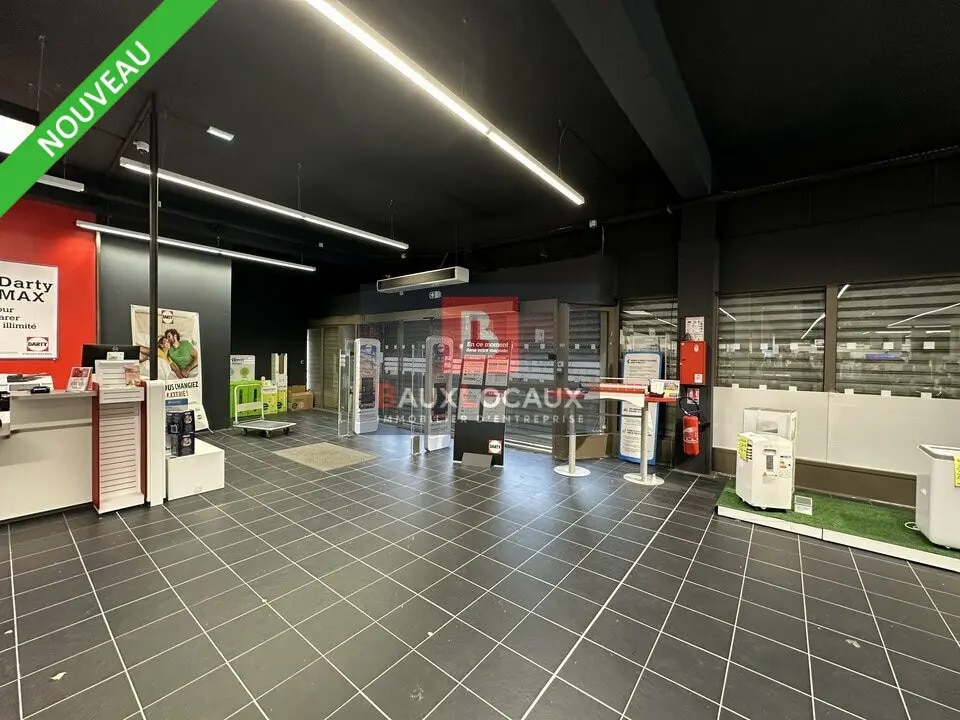 Vente Commerce 2 550 m² - Photo 1