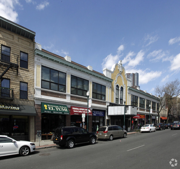 587-599 Main St, New Rochelle, NY for sale - Primary Photo - Image 1 of 1