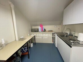 Office in Versailles to rent Interior Photo- Image 1 of 3